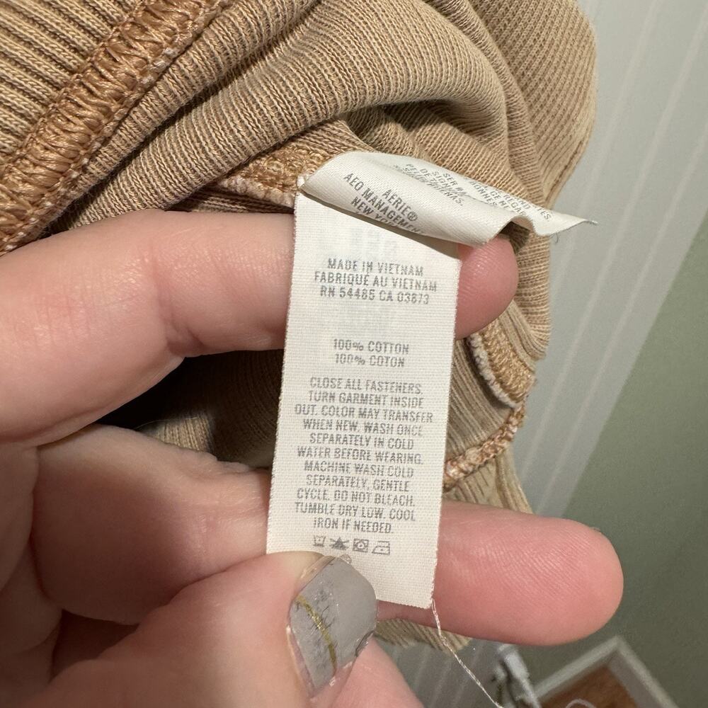 Aerie Tan Ribbed Snap Button Hooded Pullover Size Large - Picture 6 of 7